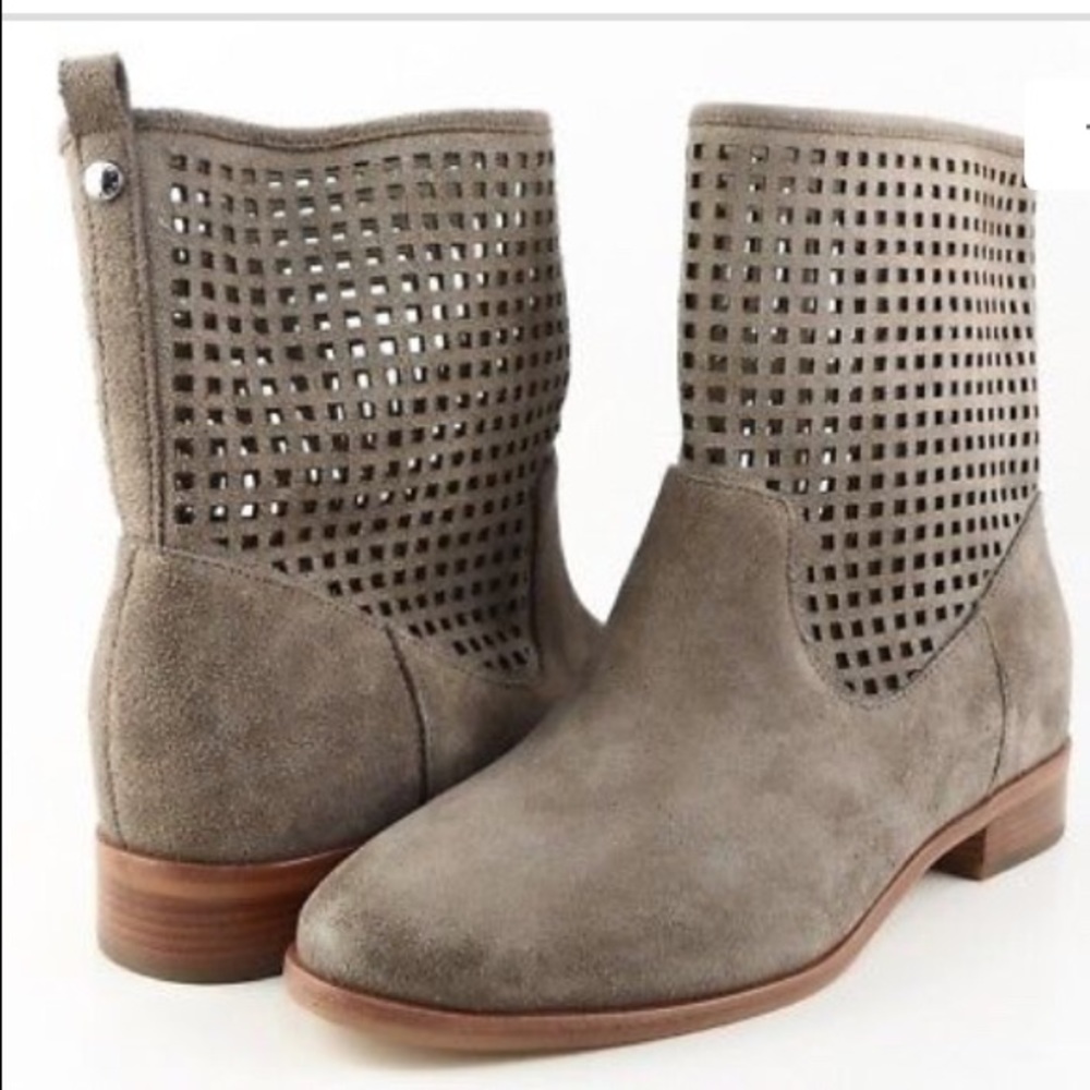 📍MICHAEL Michael Kors